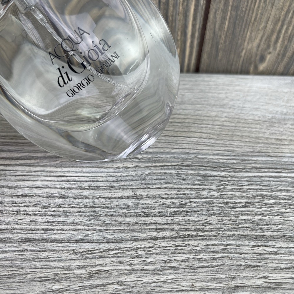 Acqua Di Gioia Perfume By Giorgio Armani Eau De Parfum Spray 1oz/30ml (5% Full) - Picture 4 of 8